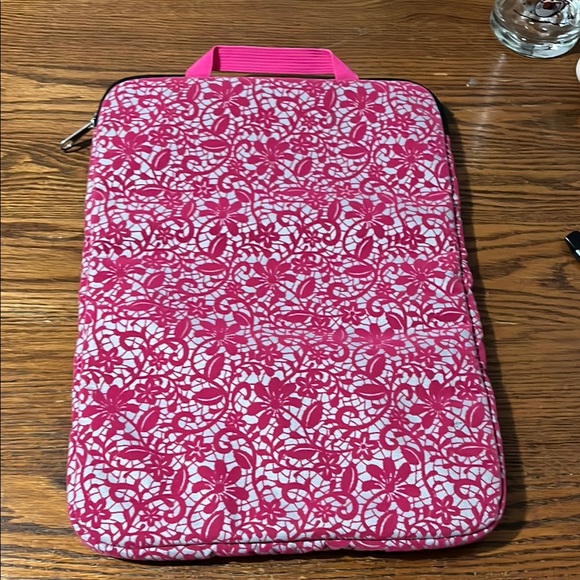 JanSport Pink Floral Laptop Sleeve - Picture 2 of 3